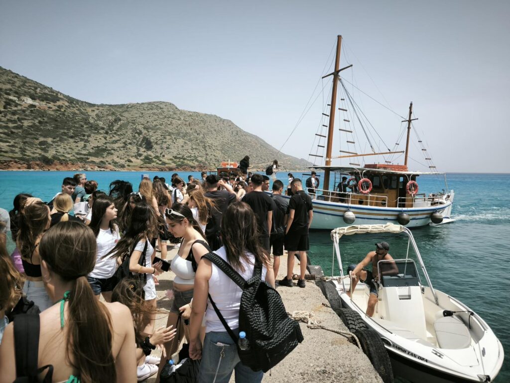 500114104_1266545808810572_6208372363421929272_n