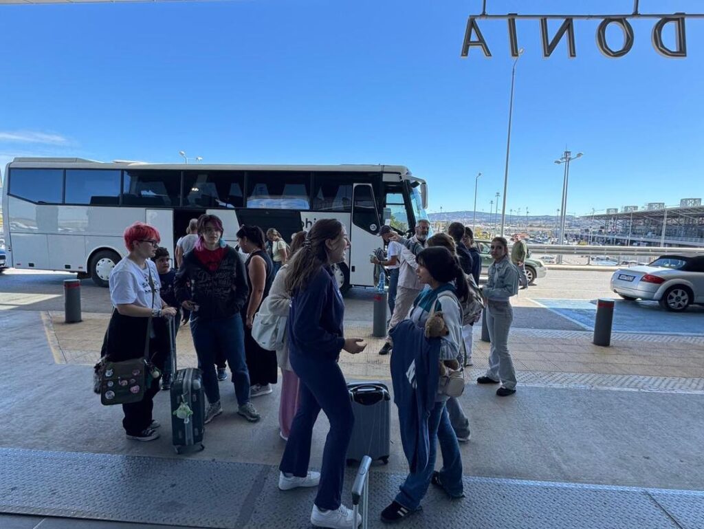 557237264_1385606670237818_5289330564930402655_n