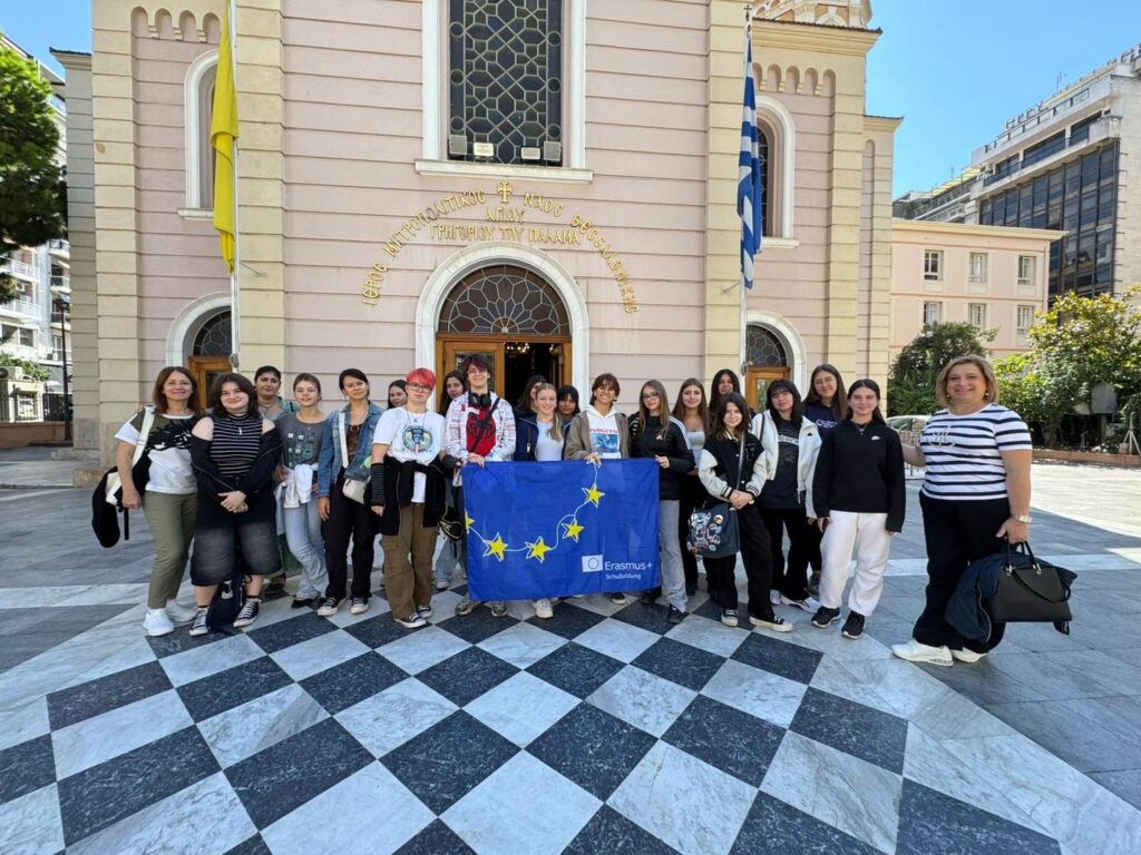 557555572_1381326517332500_5372920013422032242_n