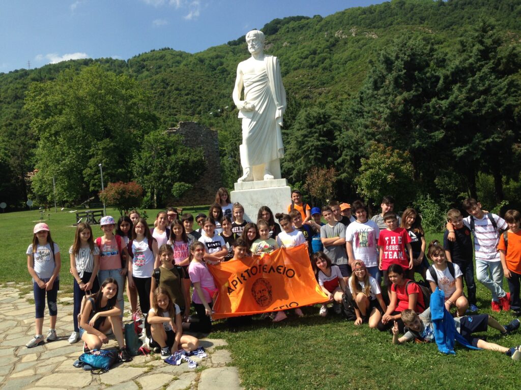 61848280 2220561784724473 6771388448952549376 o 1